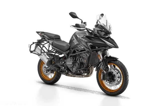 QJMOTOR 900 S