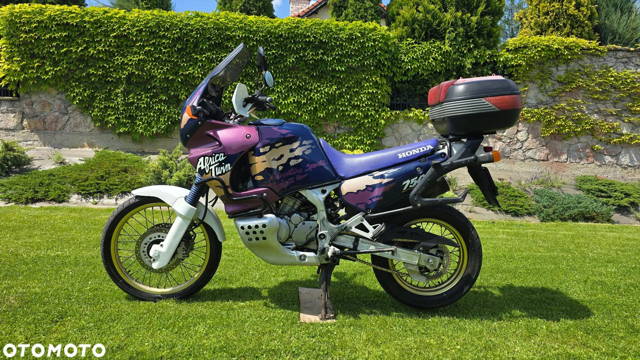 Honda XRV