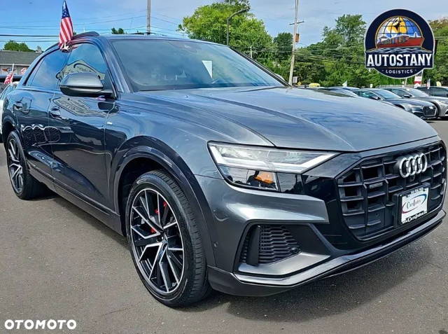 Audi Q8 55 TFSI quattro tiptronic