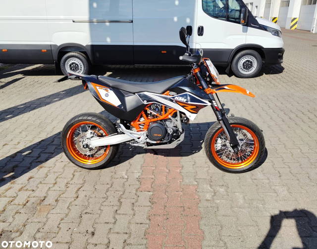 KTM SMC