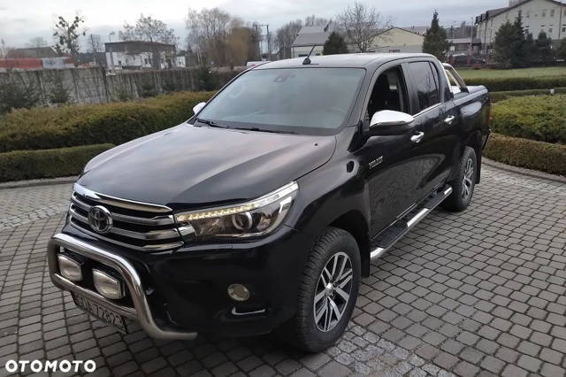 Toyota Hilux 2.4 D-4D Double Cab Selection 4x4