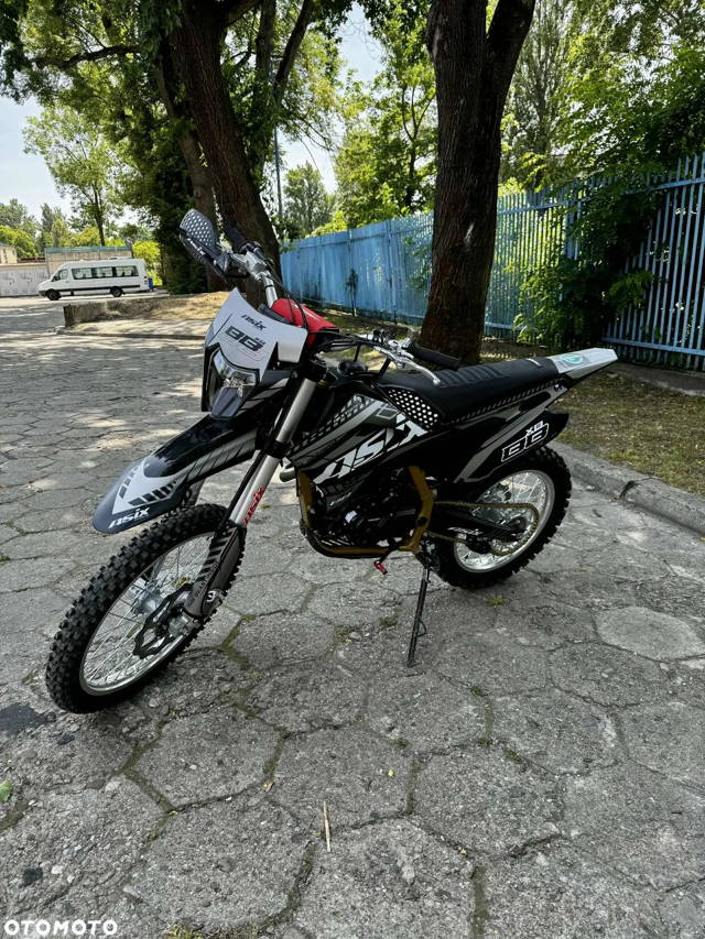 ASIX XB