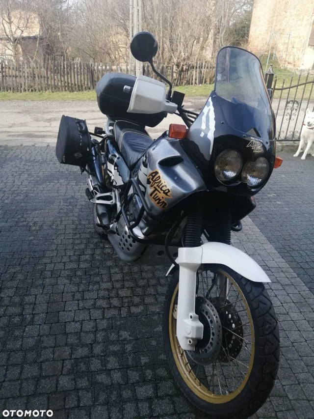 Honda XRV