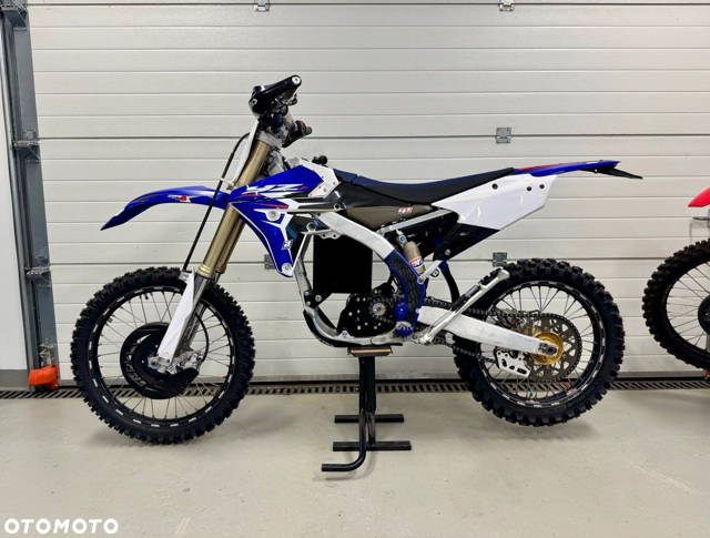 Yamaha YZF