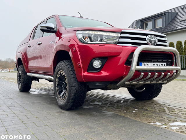 Toyota Hilux 2.4 D-4D Double Cab SR5 4x4