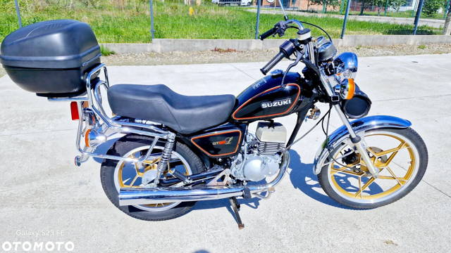 Suzuki DR