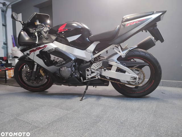 Honda CBR