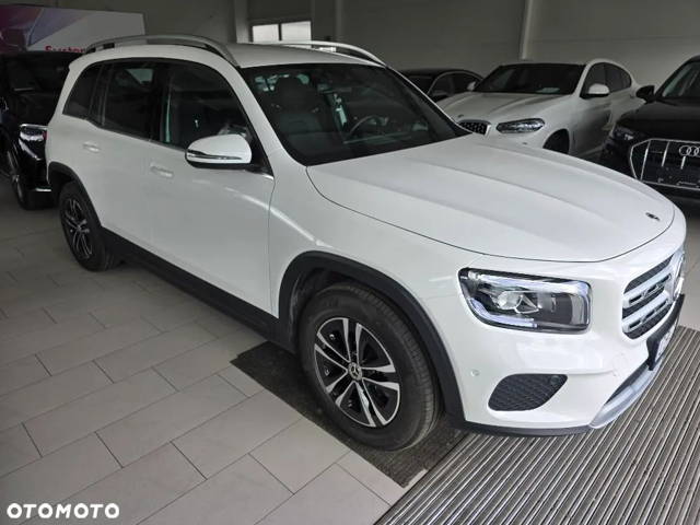 Mercedes-Benz GLB 200 4-Matic Style 8G-DCT