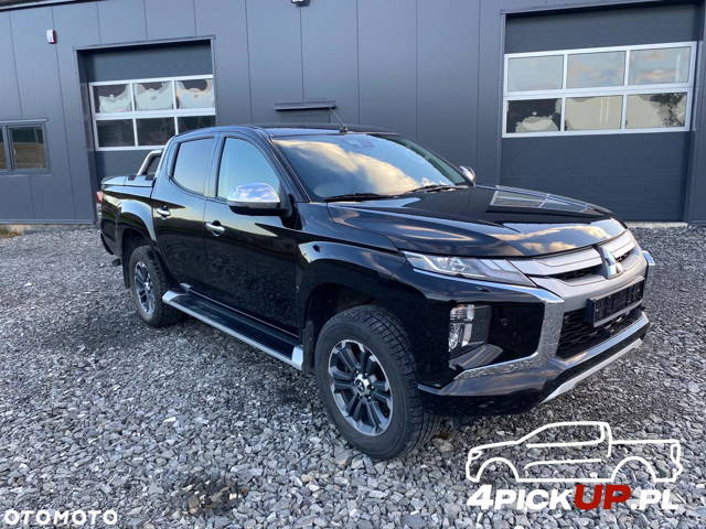 Mitsubishi L200 2.2 d DC Instyle Plus