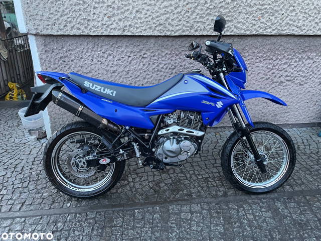 Suzuki DR