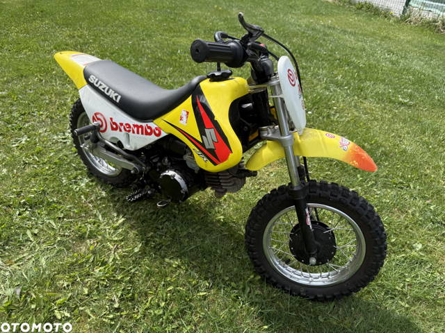 Suzuki Inny