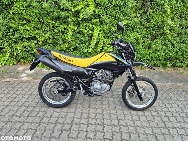 Suzuki DR