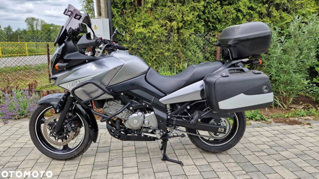 Suzuki DL