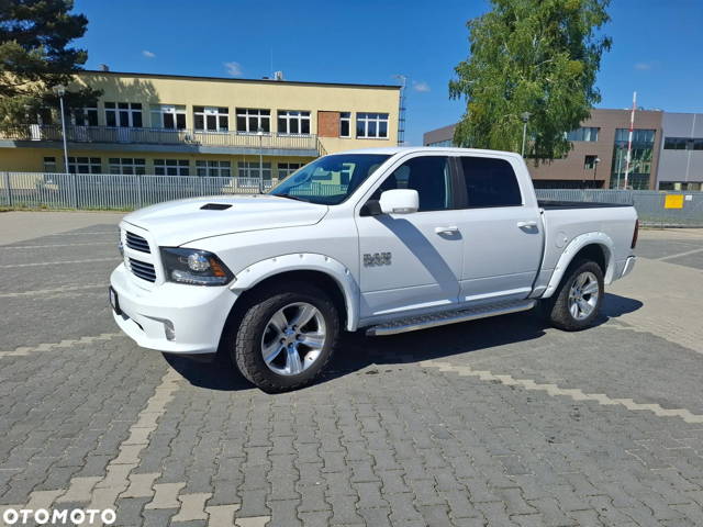 RAM 1500 5.7 Quad Cab Longbed Laramie Sport