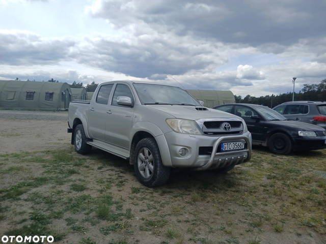 Toyota Hilux 3.0 D-4D Adventure