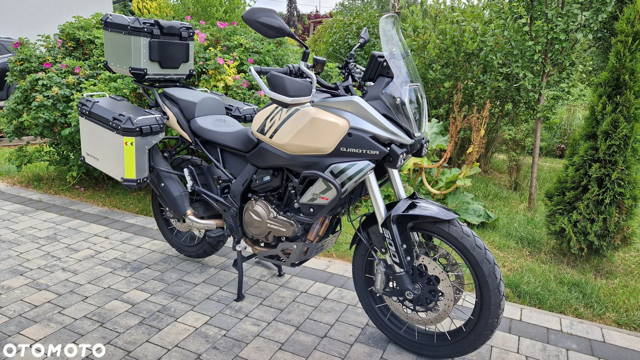QJMOTOR SRT 600SX