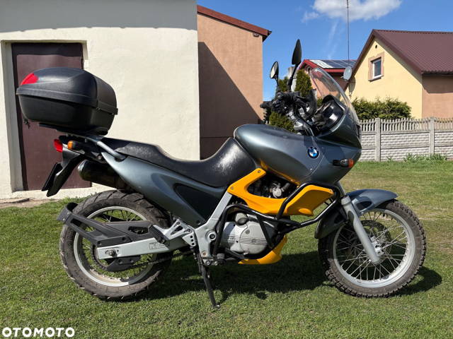 BMW F