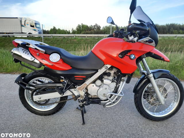 BMW F