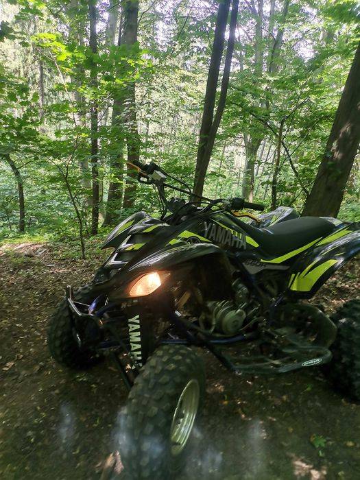 Yamaha raptor 660