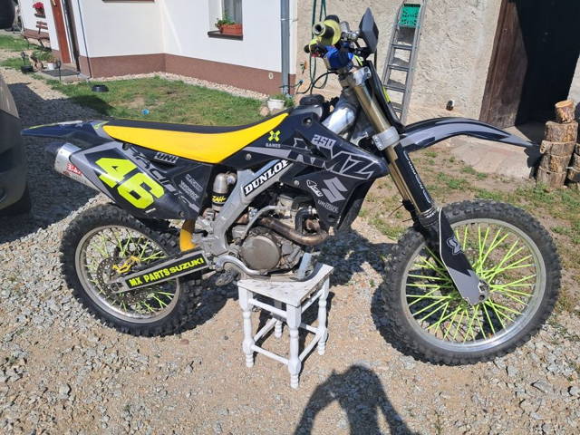 Suzuki rmz 250 4t