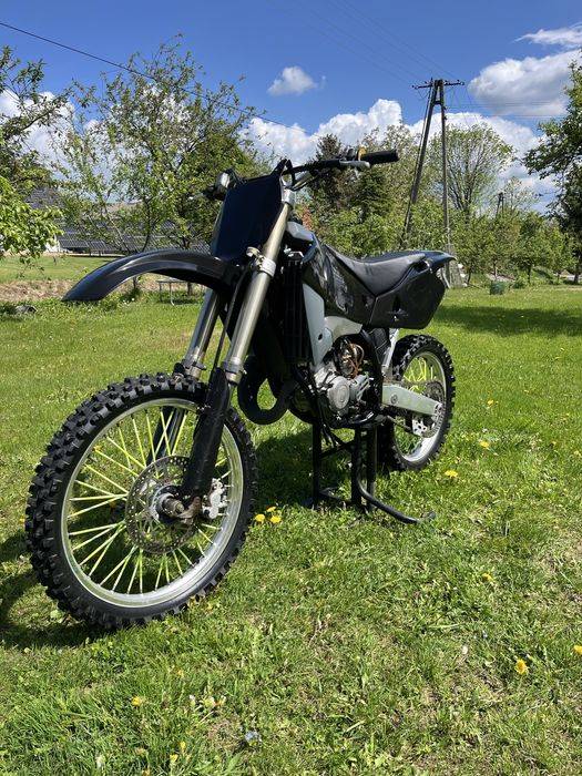 Husqvarna cr125.