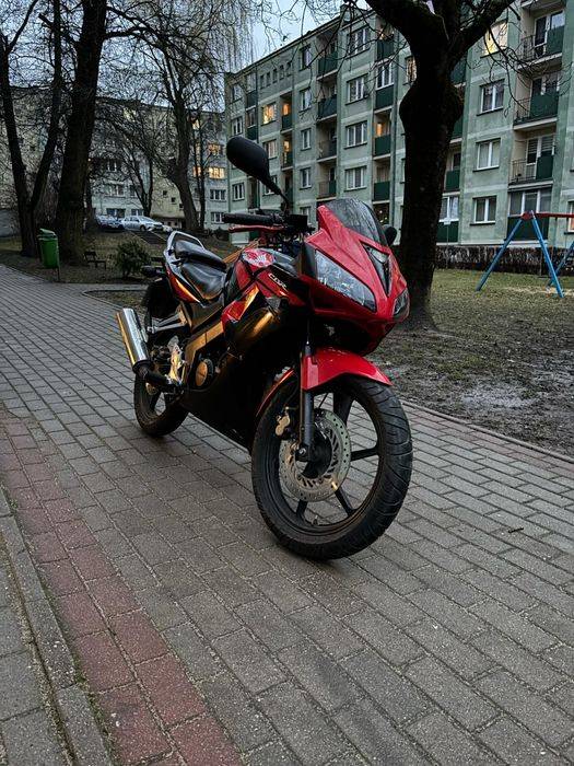 Honda CBR 125r jc39