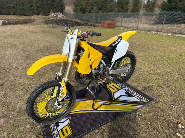 Suzuki RM125 z 2000 roku