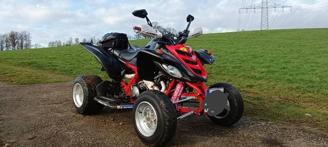 Yamaha Raptor 660