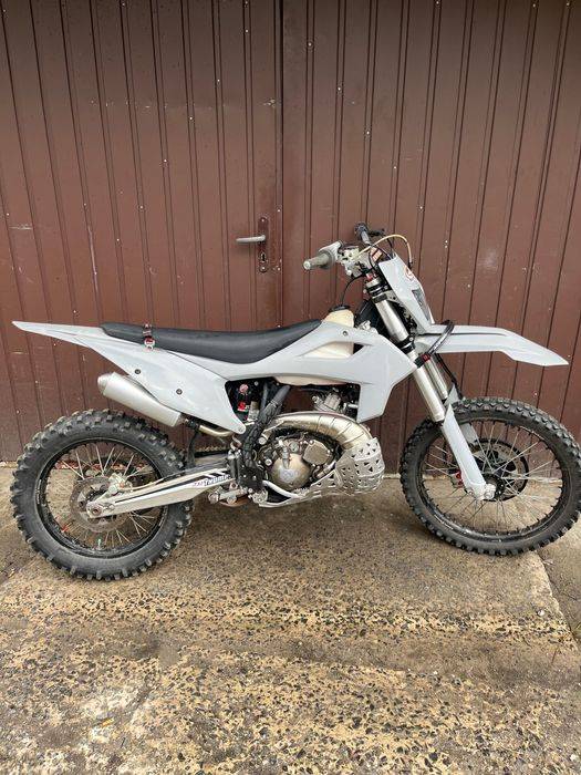 Thumpstar TSN 250