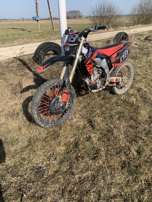 Honda crf 450.
