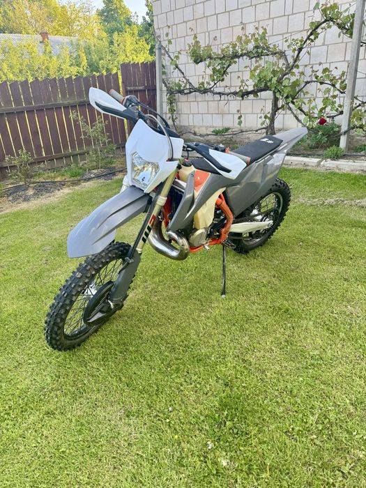 KTM 300 EXC TPI  TE 300 EC300