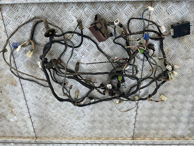 Suzuki samurai instalacja elektryczna  1.3 gaznik