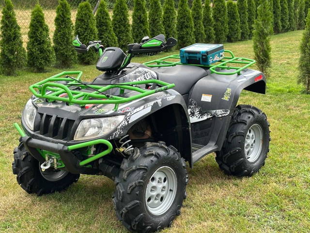 Arctic Cat 550 SUPER Doposażony