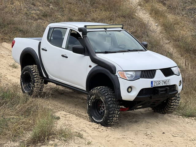 Mitsubishi L200 2.5 DID 2007 rok LIFT 4x4 offroad
