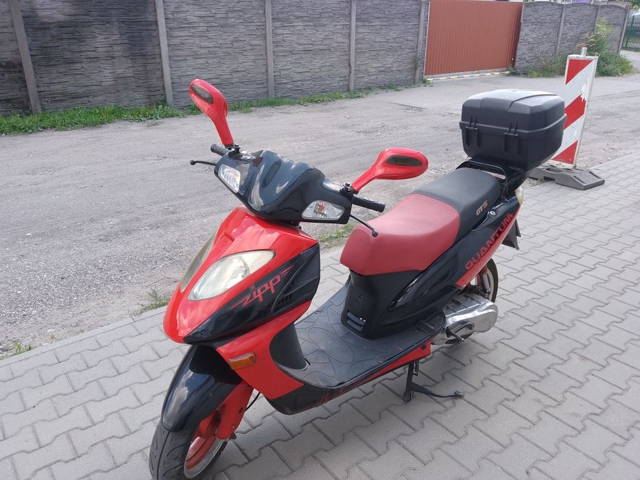 Skuter Zipp 125cm - 2008r GT-5 >zamiana za kemping >Kosiarkę >Quad 4x4