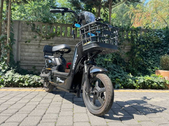 SKUTER ELEKTRYCZNY 250WAT Golden Duży Koszyk Oparcie Ledy Raty Dostawa