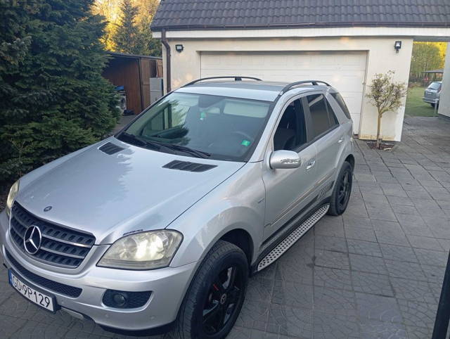 Mercedes ML 3.0 V6  4 -Matic Mega stan! 4x4 Bezwypadkowy! zamiana !