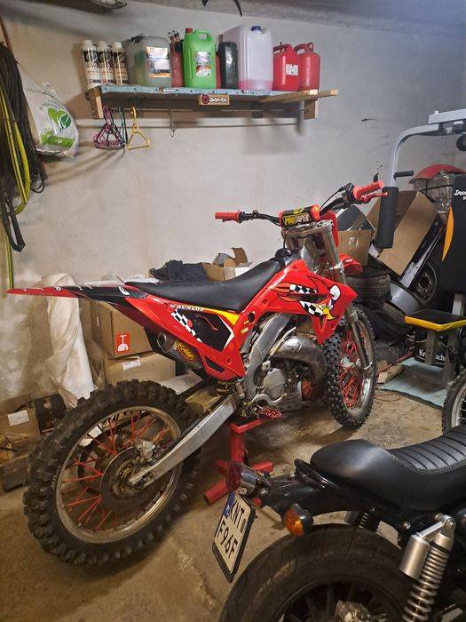 Honda cr 125 cross