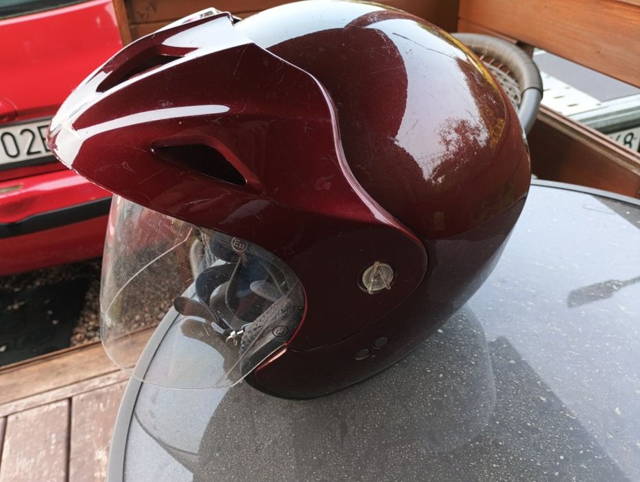 Sprzedam kask tanio