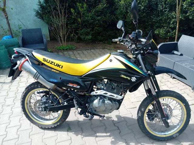 Suzuki dr 125 SM 2010