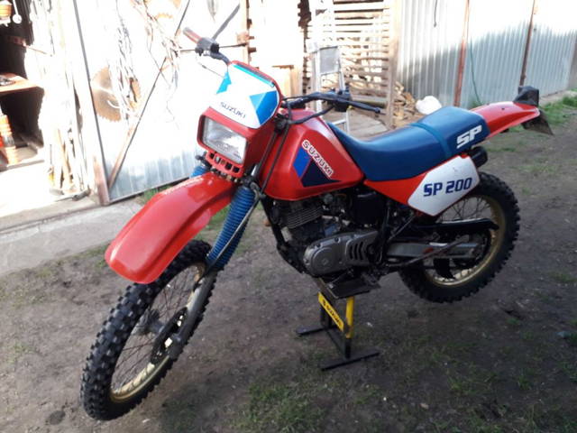 Suzuki SP 200 zarejestrowany 1986