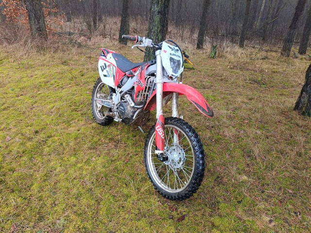 Cross Xmotos XB 37