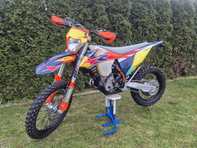 KTM EXC F 250 model 2021 (Husqvarna)