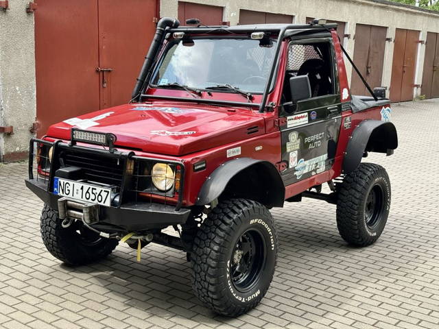 Suzuki Samurai offroad ZAMIANA