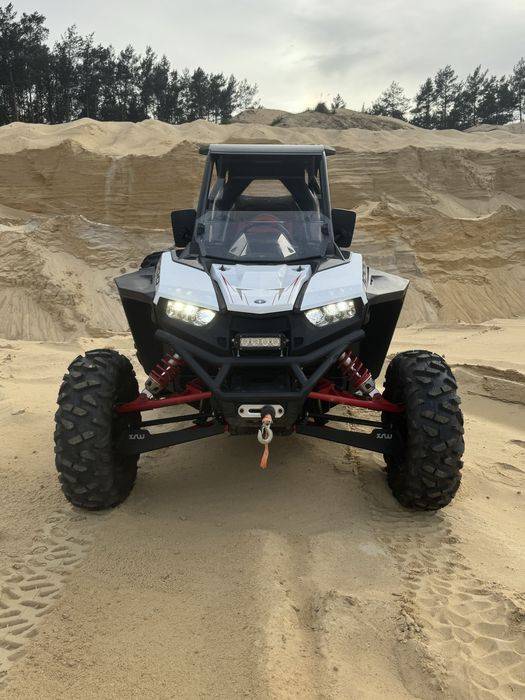 Polaris RS1 1000.  Rzr. Can am Maverick