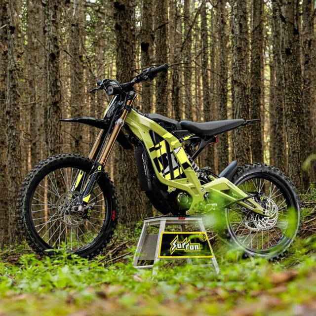 Nowy! Edycja 2025 Surron Light Bee (Elektryk)