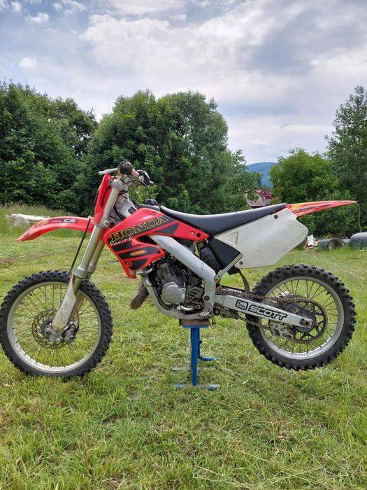 Cross honda cr 125