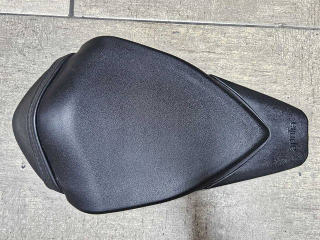 Siedzenie tył Aprilia RS4 RS 125 50 rok 11-24 RSV4 1000 Tuono 1100