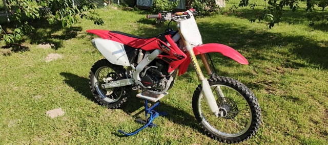 Honda crf 2005 05r