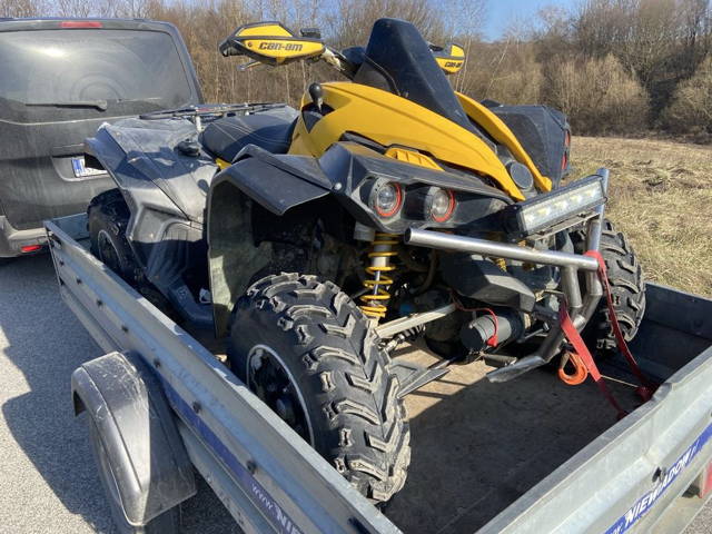 Wahacz piasta zwrotnica Dyfer dyferencjał most  can am renegade 800r